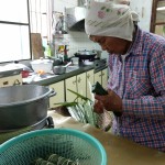 13-1.師母賴高玉梅製作傳統美食Cinavu