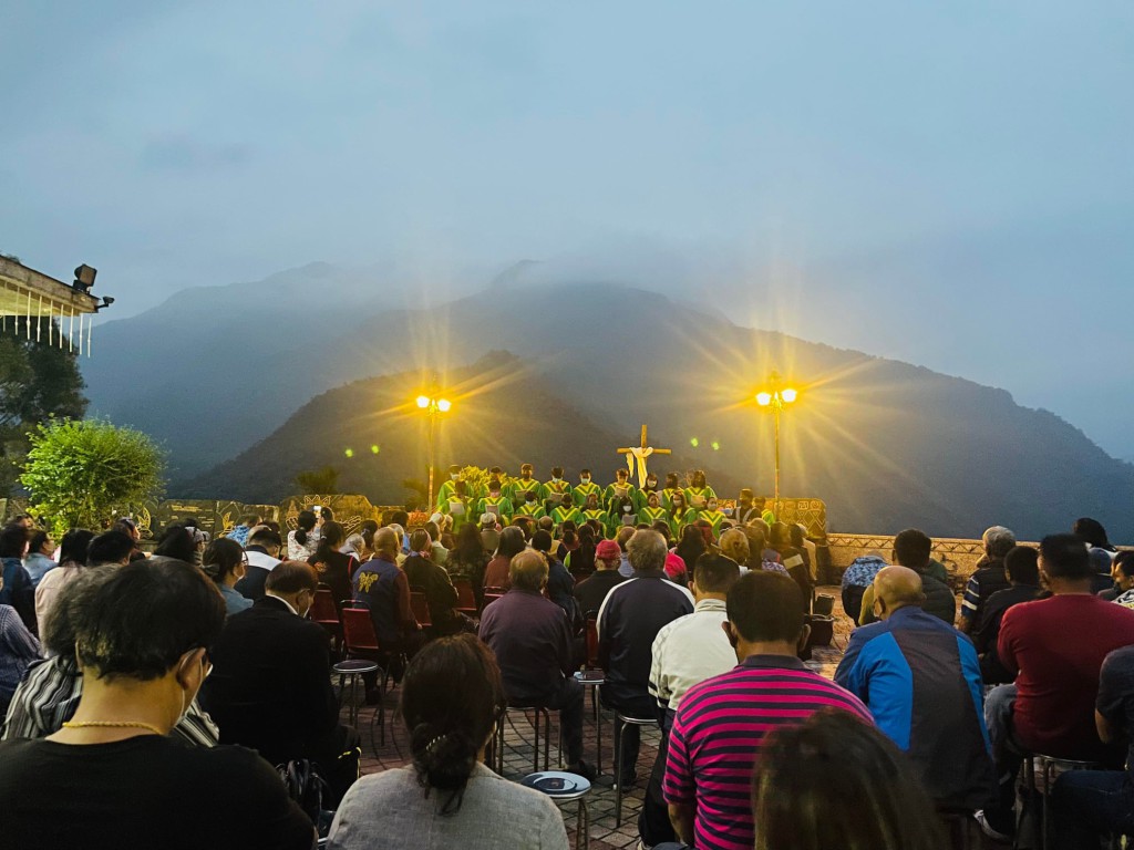 ◆達瓦達旺教會復活節朝陽禮拜 2022/4/17